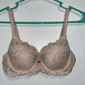 Size 32C Victoria's Secret Pink and Gold Lacy Bra Sparkles